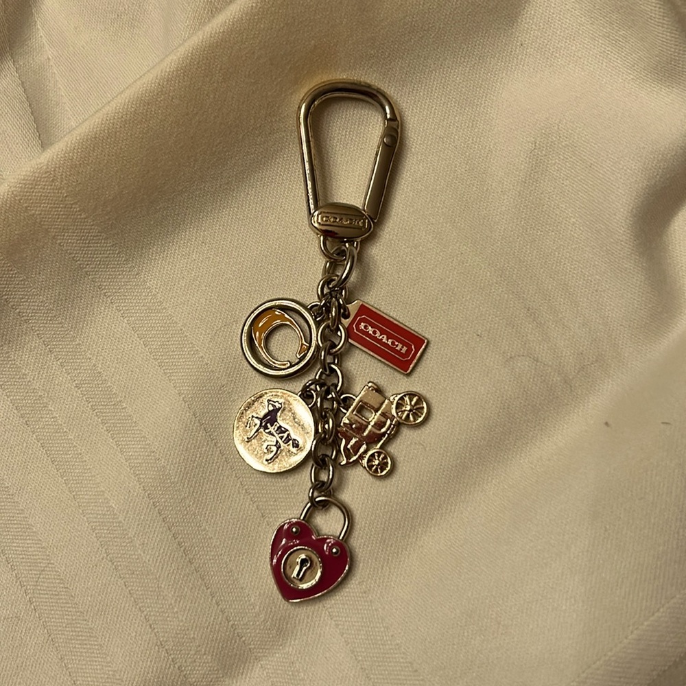 COACH VINTAGE KEY CHAIN WITH 5 fobs  with the BRAND